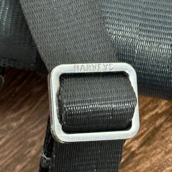 Harvey’s Blue Seatbelt crossbody purse- navy silver made in USA - Picture 6 of 14